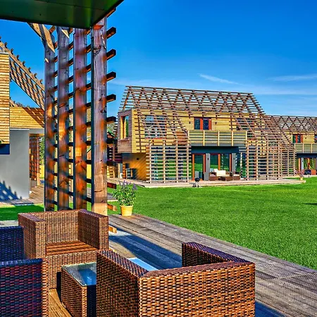 Haus 3 *